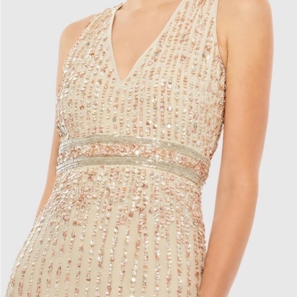 Mac Duggal Elegant Sequin Evening Gown - Picture 2 of 6